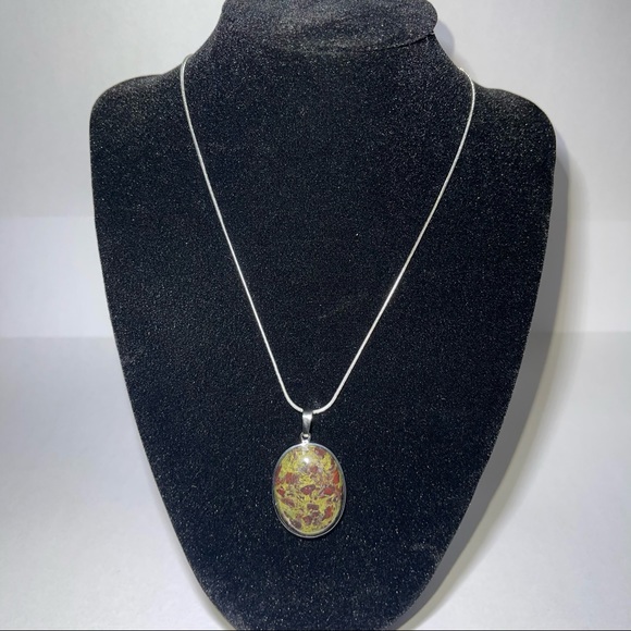 Dragon Bloodstone Oval Necklace - Picture 2 of 2